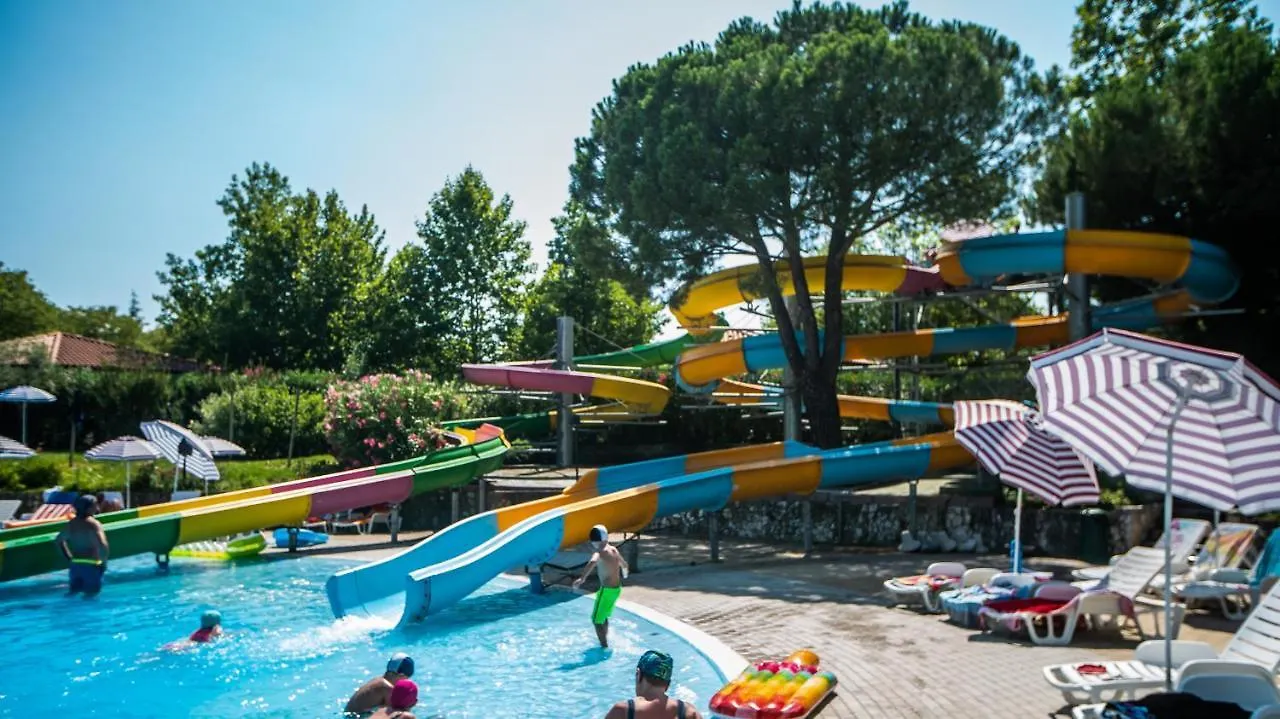 Hotel Bella Italia Peschiera del Garda 4*,