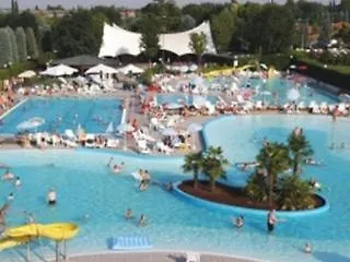 ****  פסקיארה דל גארדה Hotel Bella Italia איטליה